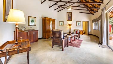 Phelwana Game Lodge - Four Sleeper Bush Villas